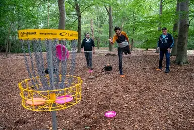 Het succes van Stadsbos013 draait om de inbreng van Tilburgers zelf: van discgolf tot de boomhoroscoop