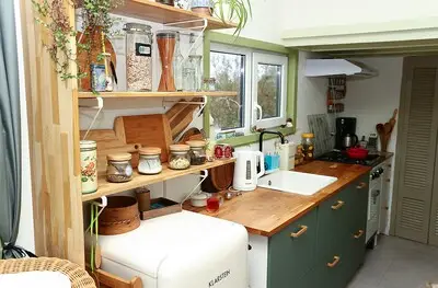 Tiny House te zien op braderie in Budel