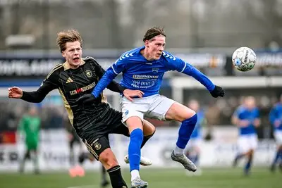 Door oogziekte moet Joep (22) uit Best stoppen met voetballen op topniveau: ‘Auto rijden is al niet verantwoord meer’