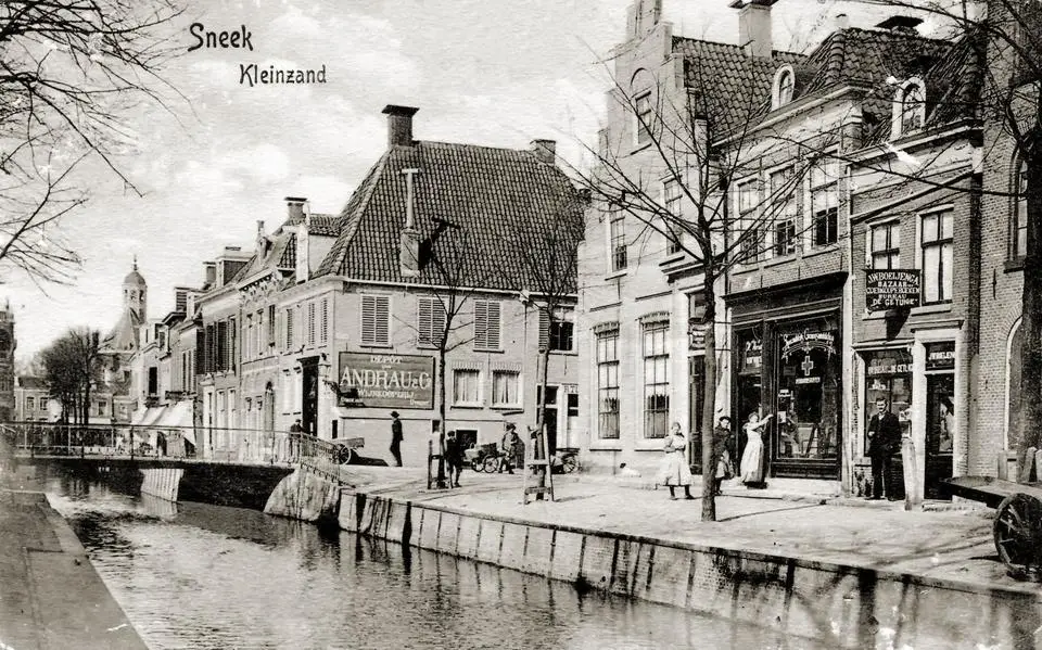 Duizend keer Sneek in beeld: Rubriek Su het ut weest nadert mijlpaal