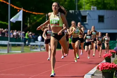 Eveline Saalberg (26) hoopt na nieuw 800 meter-avontuur te pieken op haar vertrouwde 400 meter: ‘Ik voel me echt fit’