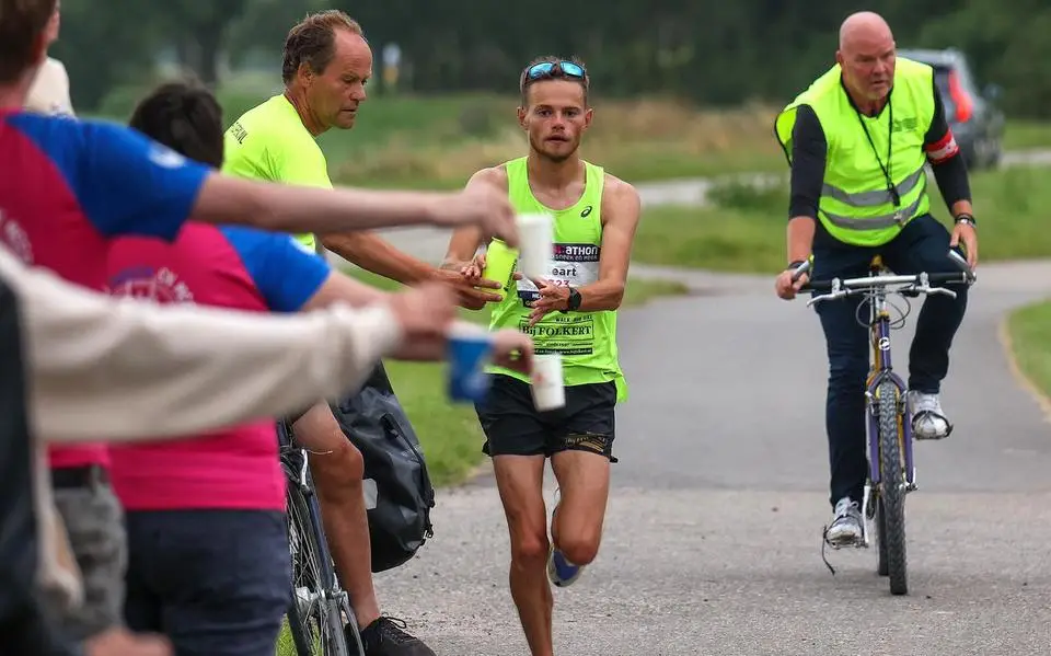 Waarom de organisatie van de Mar-athon in Sneek toch besloot het evenement te schrappen: ‘Rug tegen de muur’