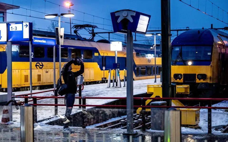 Treinreizigers opgelet: personeel NS gaat vrijdag staken in het noorden en zuiden van Nederland