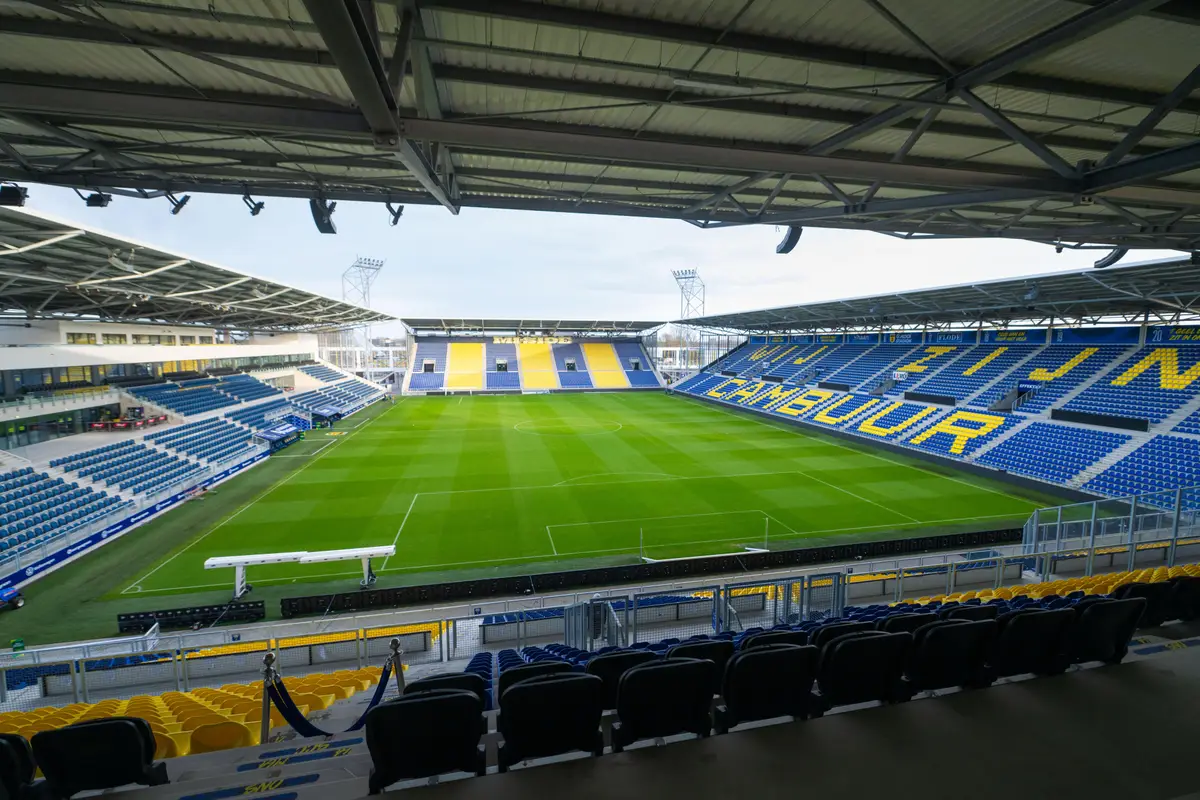 Raadsleden Leeuwarden verbaasd over vraag om miljoenen euro’s door SC Cambuur: ‘Sta niet te juichen’