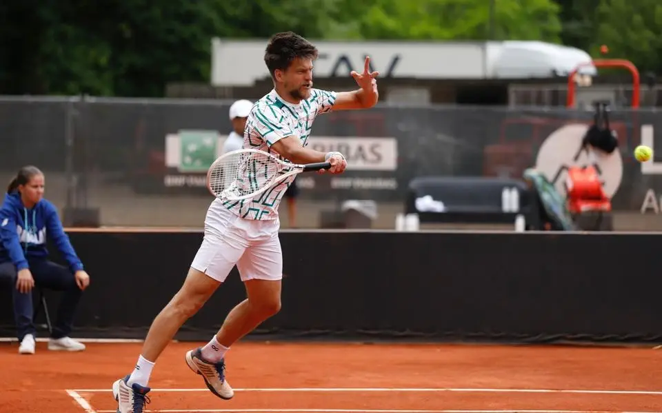 Tennisser Sander Arends uit Leeuwarden bereikt kwartfinale op Roland Garros. ‘Dit is toch niet normaal!’