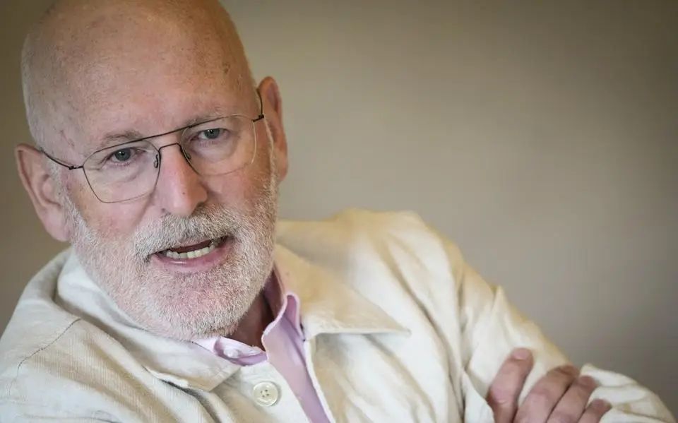 Frans Timmermans stelt zich kandidaat als lijsttrekker GroenLinks-PvdA voor komende Kamerverkiezingen