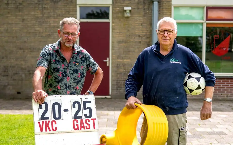 De laatste vijftien korfbalstrijders geven op: VKC Siegerswoude verdwijnt, maar niet zonder slotfeest
