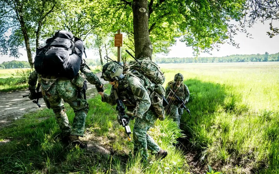 Extra defensiemiljarden nemen happen uit welvaart, dat zou de politieke boodschap moeten zijn | LC commentaar