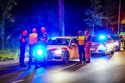 Wilde achtervolging door Eindhoven: gestolen auto ramt andere wagen, drie verdachten opgepakt