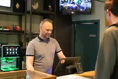 Eindhovense coffeeshops balen alsnog van uitsluiting wietexperiment: ‘Ik denk niet dat er nog een weg terug is’