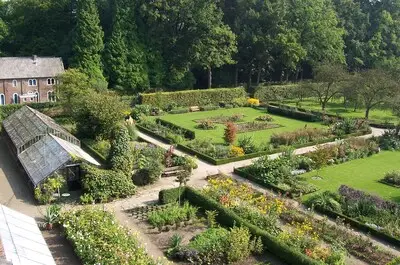 Seniorenwandeling in kasteelpark Geldrop