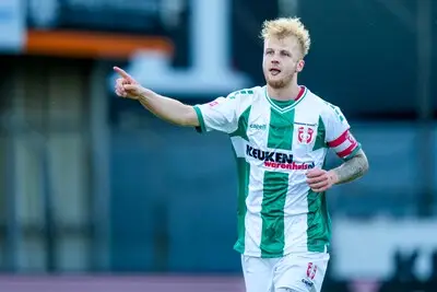 Willem II slaat fraaie slag: oude bekende Jari Schuurman keert na acht jaar terug in Tilburg
