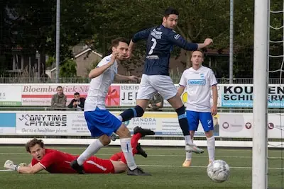 Late tegentreffers overschaduwen overwinning Mierlo-Hout: ‘Ik werd helemaal gek’