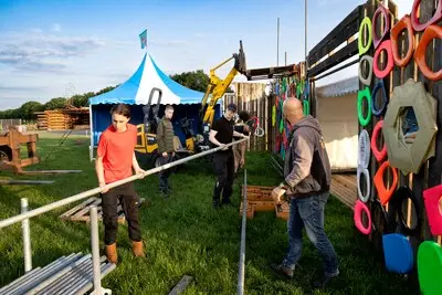 Jarig Welons in Wintelre met recordaantal bands, musical en jubileumbiertje