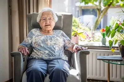 Mierlose Mientje Lammers (100) bekijkt het altijd positief: ‘Straks mag ik weer gaan stemmen’