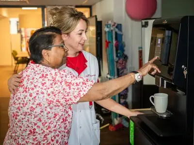 Sanne was zzp’er maar kiest toch weer voor een dienstverband in de zorg; dit is waarom