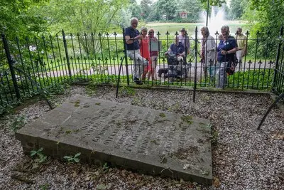 Oudste woning, een graf in de tuin en wijn in plaats van bier: de geheimen van het centrum van Son