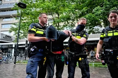 XR kalkt ramen stadhuis van Tilburg onder: vijf arrestaties
