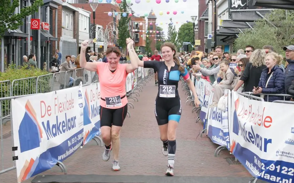 Succes voor triatlon in Surhuisterveen: Feanster 40 naar nieuw record