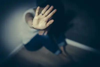Man uit Valkens­waar­d zit al vast voor verkrach­ting van twee collega’s en krijgt celstraf erbij voor misbruik meisje (11)
