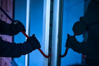 Helmondse dakloze valt terug in oude patroon: mislukte inbraak bij apotheek na vrijlating