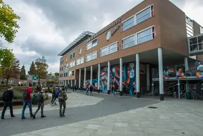 Nieuw gebouw op mooie plek moet Jan van Brabant aan meer leerlingen helpen