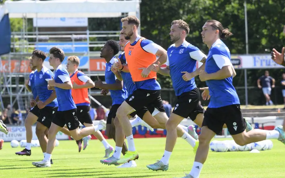 SC Heerenveen start 32ste eredivisie seizoen op rij en staat in bijzonder lijstje. ‘Heel erg mooi’