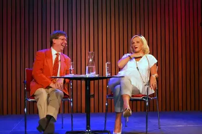 Jan Goverde (84) kreeg heel acterend Nederland aan de interviewtafel bij Vrienden van het Parktheater