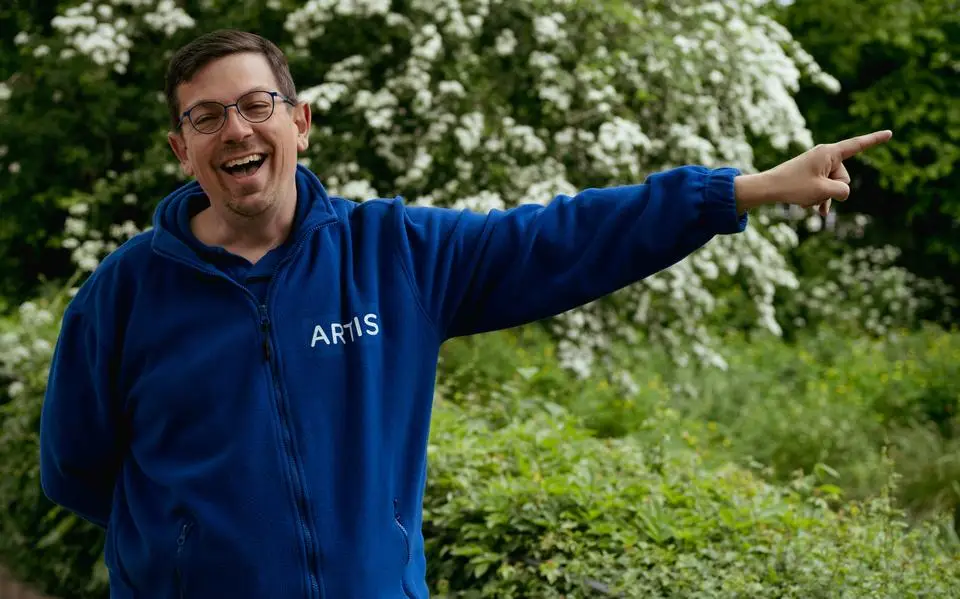 Tussen pinguïns, poep en principes. Een rondleiding door Artis van dierverzorger Job van Tol