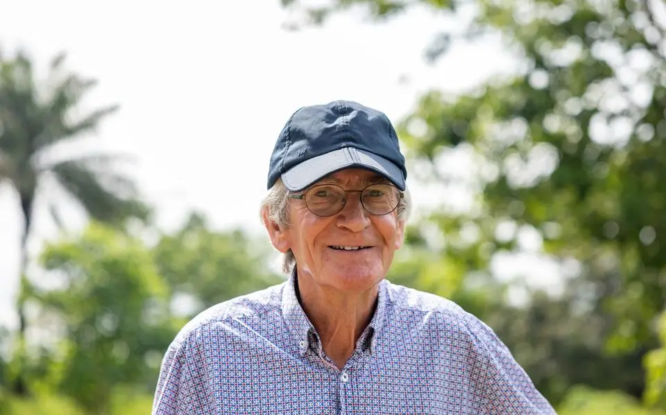 Van 1 naar 35.000 Lease Koeien in Afrika: Mister Max (76) uit Wommels helpt de kleine boer