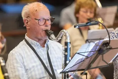 77 jaar later bergt Wil zijn repetitieboek op (en toch ook weer niet)