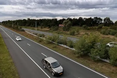 Nuenen sluit populaire sluiproute in 2026: alternatieve weg en geluidswal moeten rust brengen