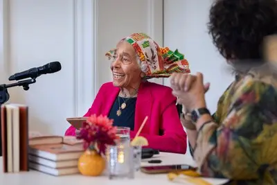 Lezing in Mierlo over het leven van Judith de Kom; door kleindochter Simone