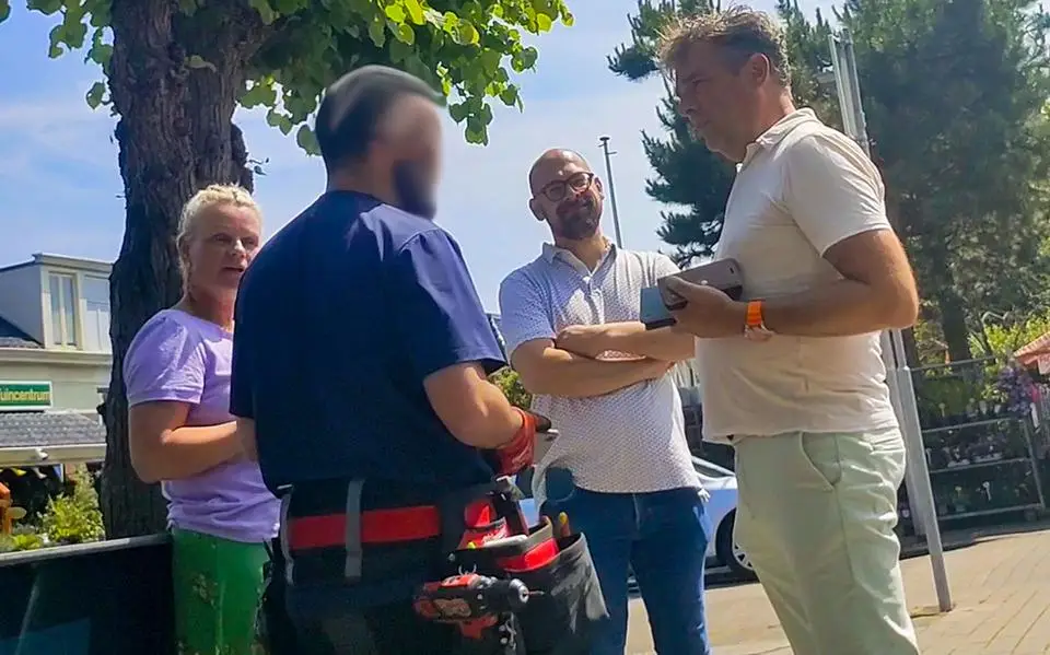 LC-verslaggever Wietske Koen loopt in de val van een oplichter: ‘In een seconde was ik 1500 euro lichter’ | podcast Radio Ramkraak
