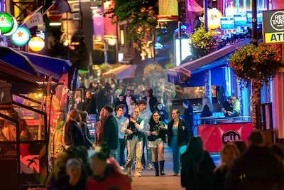 Bedelverbod Eindhoven heeft effect: bedelaars passen tactiek aan