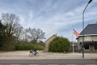 Maximale prijs en minimale oppervlakte niet afdwingbaar; raad Waalre buigt zich weer over bouwplannen Willibrorduslaan