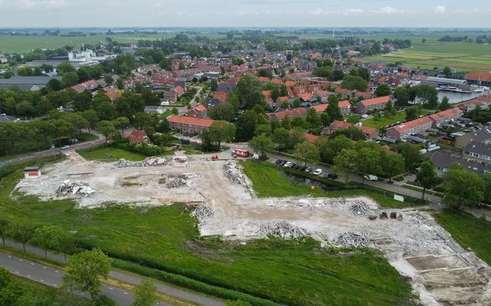 Terrein Nij Ylostins ligt er verlaten bij: ‘Verdriet van IJlst’