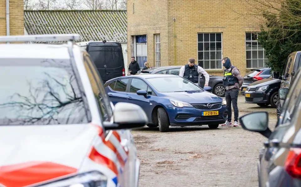 Colombianen blijven vastzitten in zaak cocaïnewasserij Aldwâld, twee andere verdachten mogen naar huis
