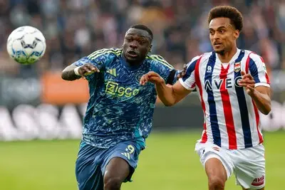 Willem II-reünie in België: vertrokken directeur en ex-trainer pikken gratis verdediger op in Tilburg