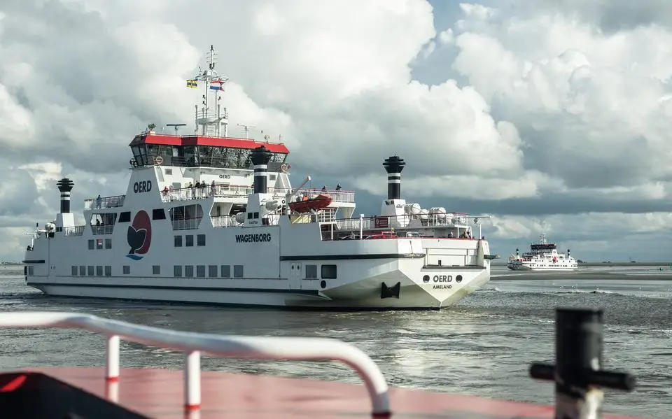 Nieuwe veerconcessie naar Ameland mogelijk te risicovol voor Wagenborg. ‘Wil ik deze gok wagen?’