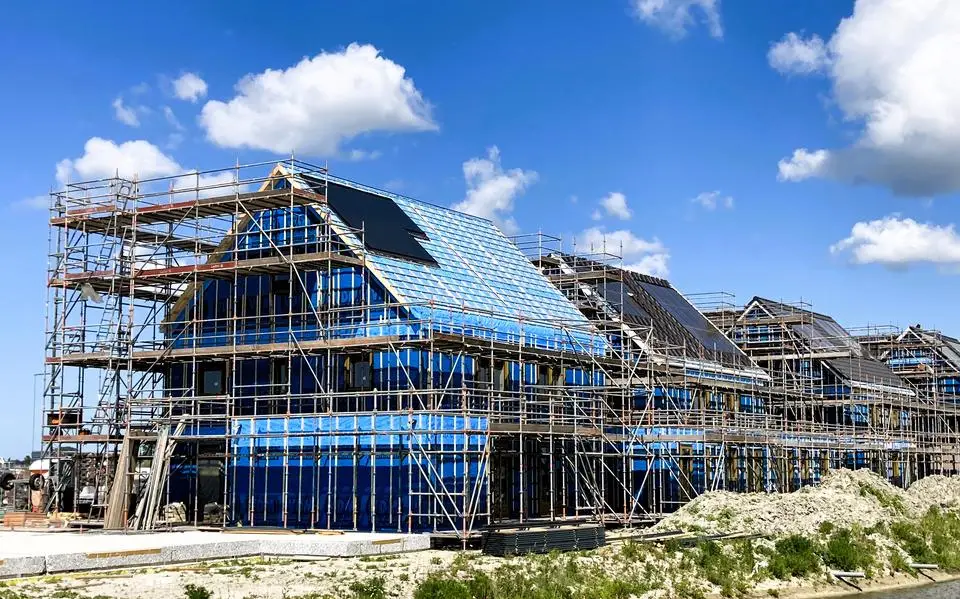 Nederland stevent af op een nieuwe bouwcrisis (maar de oplossing ligt in Friesland)