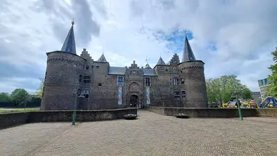 Robots en kastelen! 5 x uittips in Helmond [9 - 12 juni]