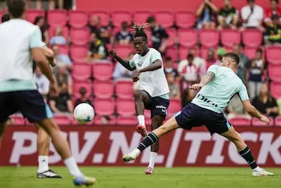 LIVE | PSV op achterstand tegen Athletic Club, eerste kans gelijk raak