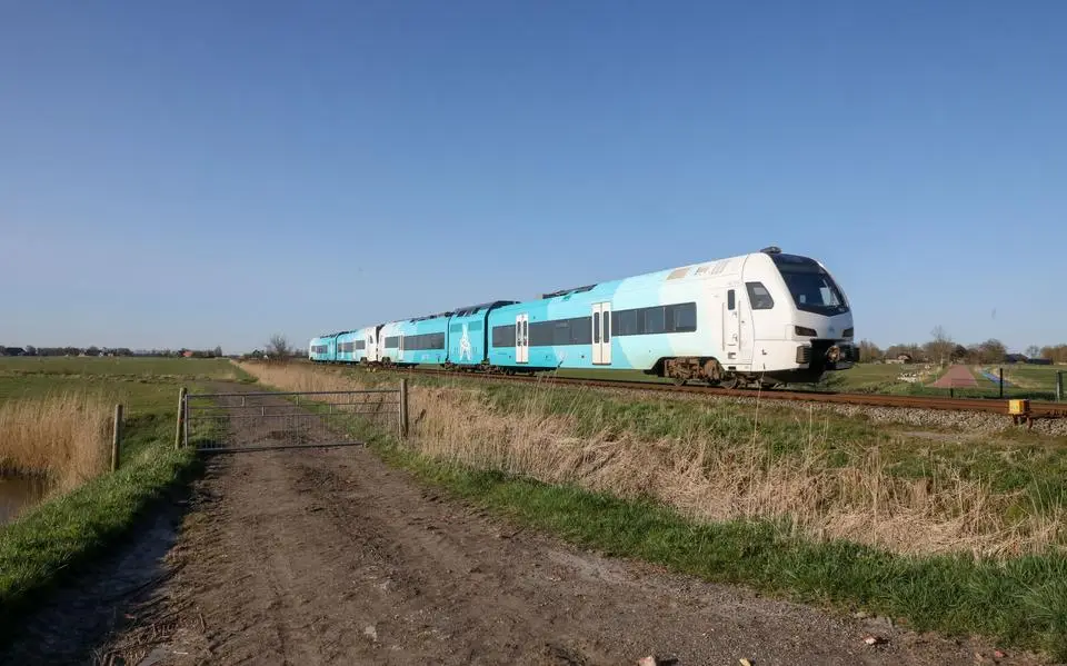 Fryslân onderzoekt batterijtreinen op trajecten Leeuwarden-Harlingen en Leeuwarden-Stavoren