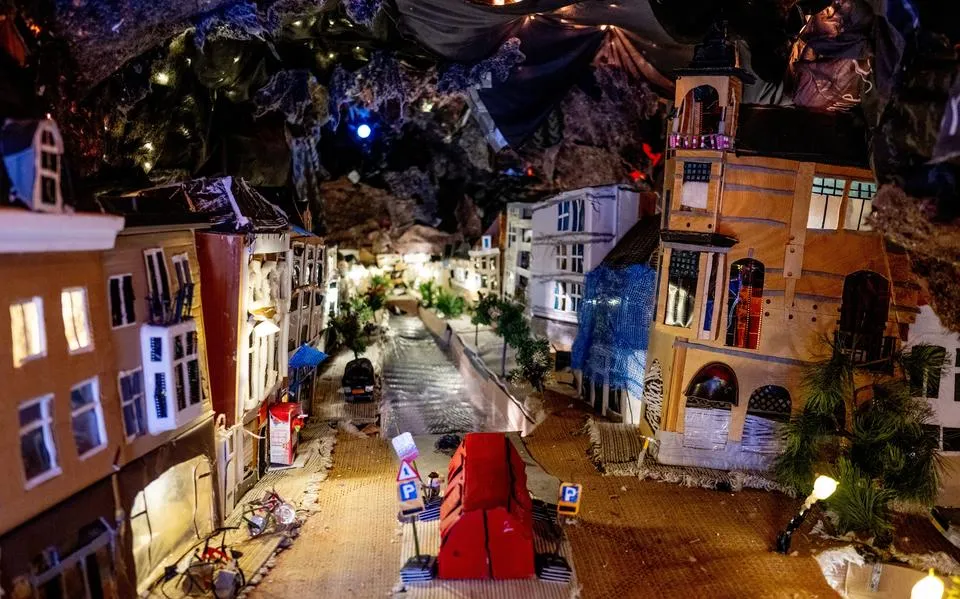 Paradys: impulsen van buiten in de binnenstad van Leeuwarden. Kunst die speelt met tijd, gelaagdheid, mienskip