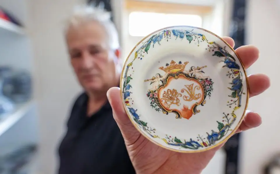 Zeeman, porseleinjager, boedelopruimer: wie is Eppie uit Oosterwolde, die alles weet over een mysterieuze schaal uit China?