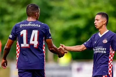 PSV maakt nieuwe rugnummers van de spelers bekend