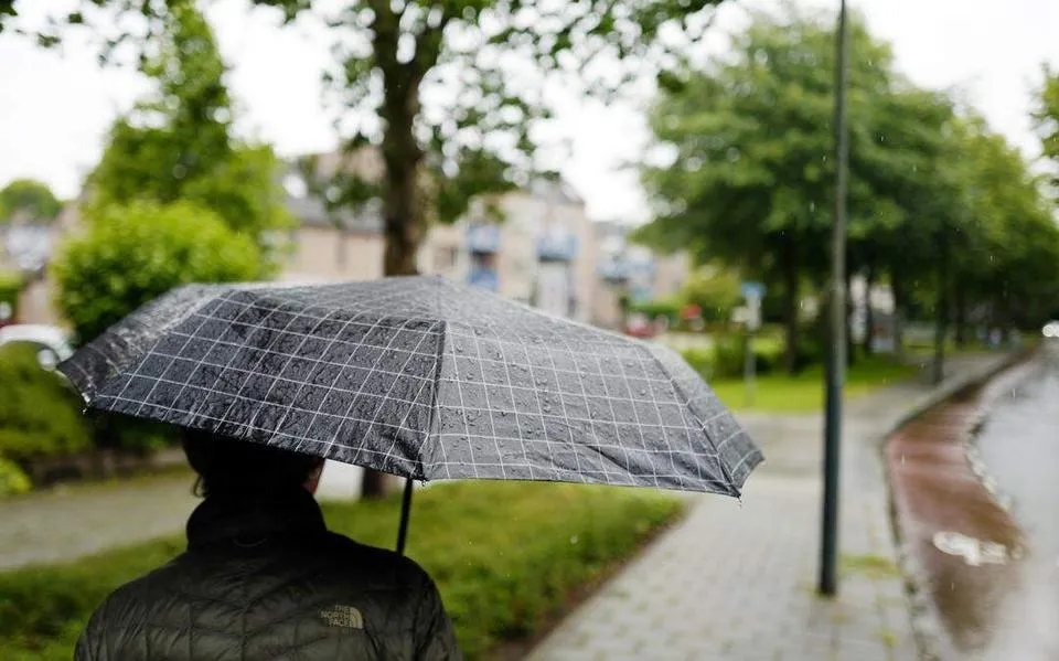 Zon houdt zich verscholen dit weekeinde: bewolking en regen bepalen het weerbeeld