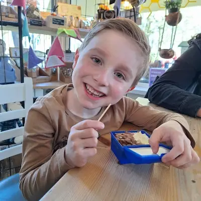 Hulpacties brengen niet genoeg op, toch start aannemer met verbouwing voor chronisch zieke Reza (7)