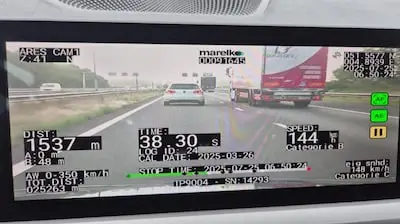 Man (30) rijdt als een malle over A58 naar Eindhoven Airport om vlucht te halen: ritje kost hem bijna 3000 euro